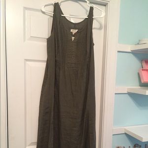 Malvin linen long dress!